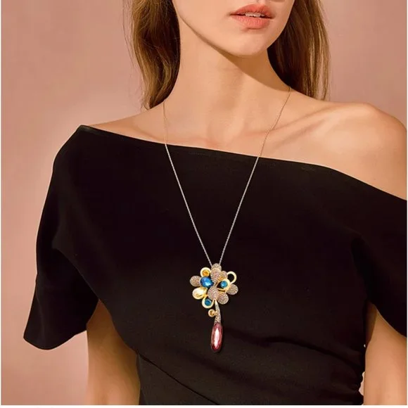 Large Love Crystal Flower Brooch / Necklace Pendant - Picture 6 of 11